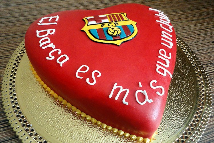 Торт для болельщика футбольного клуба «Барселона»