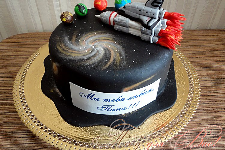 Праздничный торт с ракетой Буран