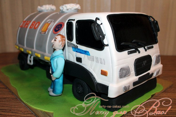 Праздничный торт - грузовик бойлер