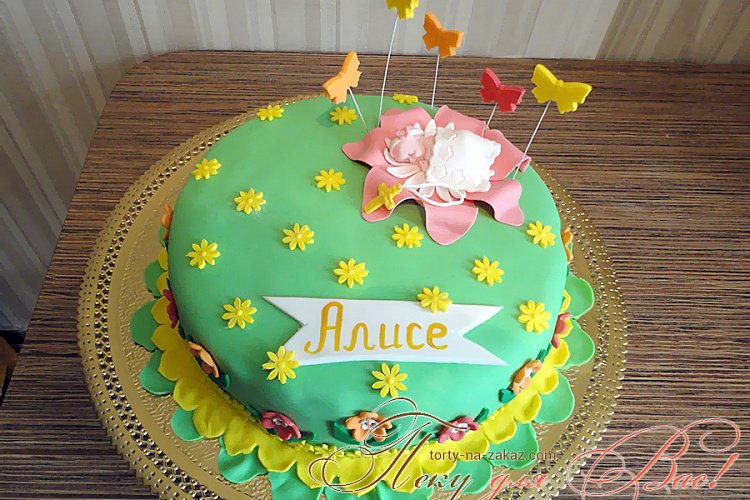 Торт малышке Алисе