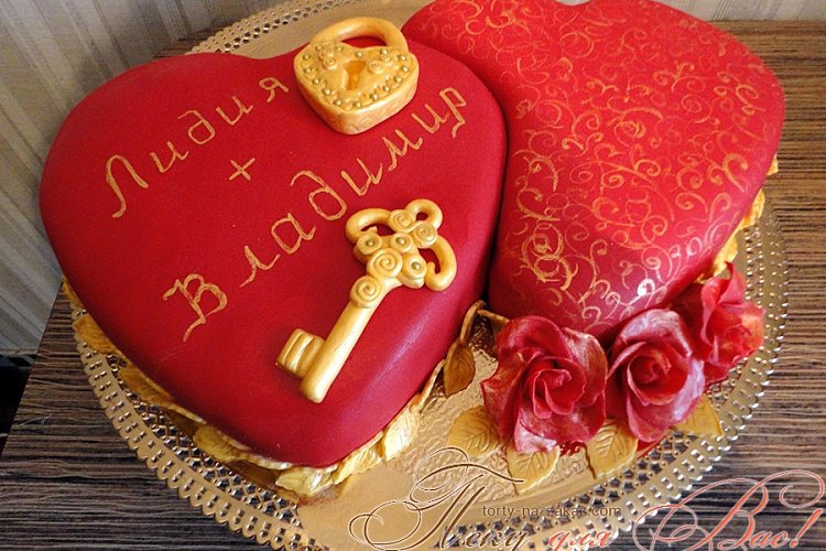 Свадебный торт - сердечки (ключик и замочек)